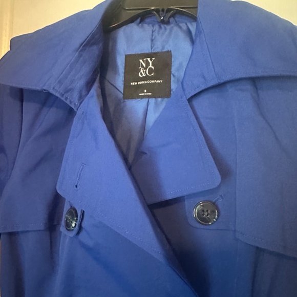 blue jacket - Picture 3 of 5